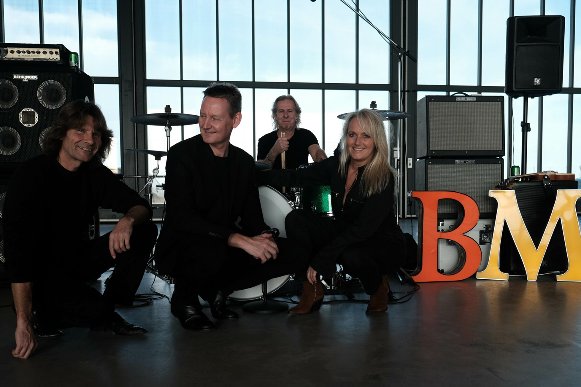 bloody merry​ musik band